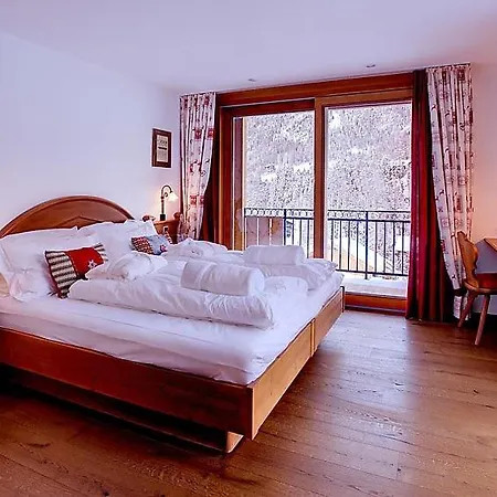 Sleeps 8 Ferienhaus